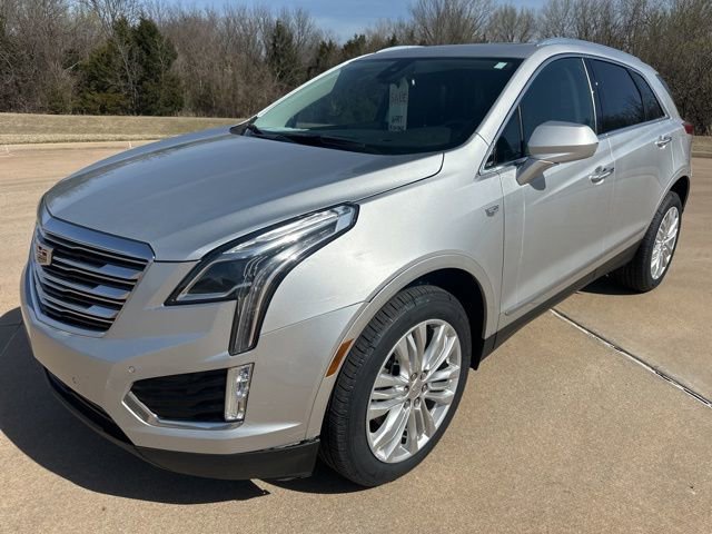 Used 2019 Cadillac XT5 Premium Luxury image 1