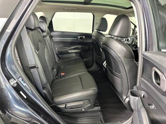 Used 2025 Kia Sorento S w/ Panoramic Sunroof Package image 27