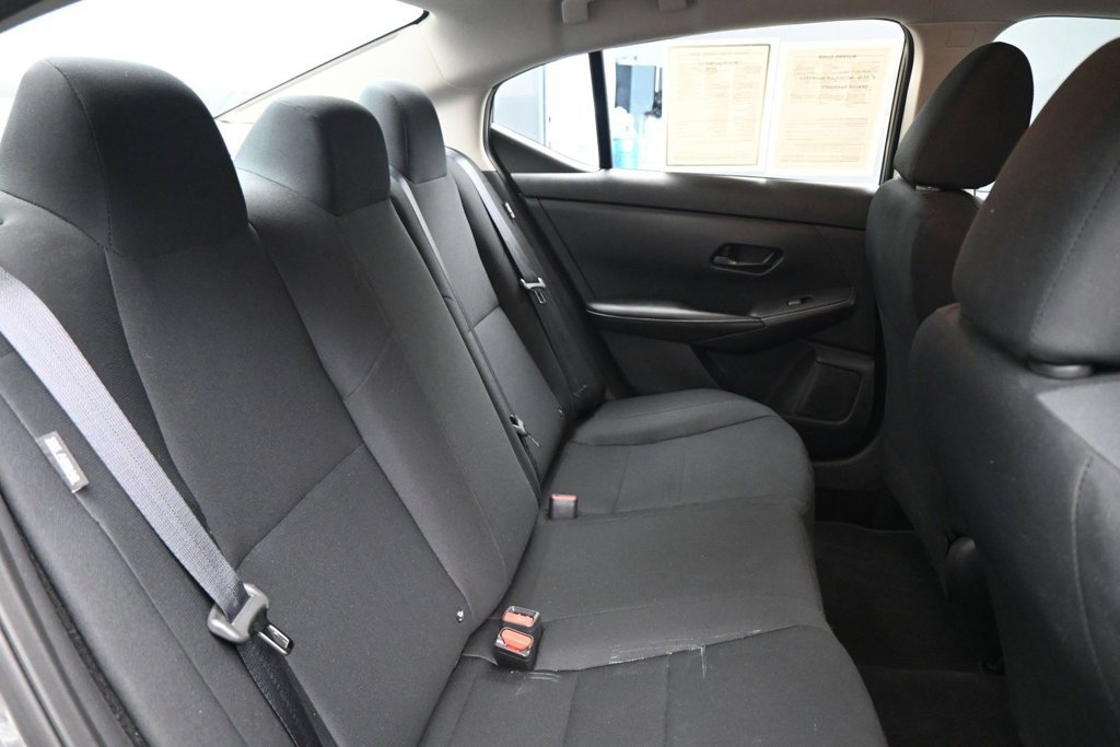 Used 2024 Nissan Sentra S FWD image 17