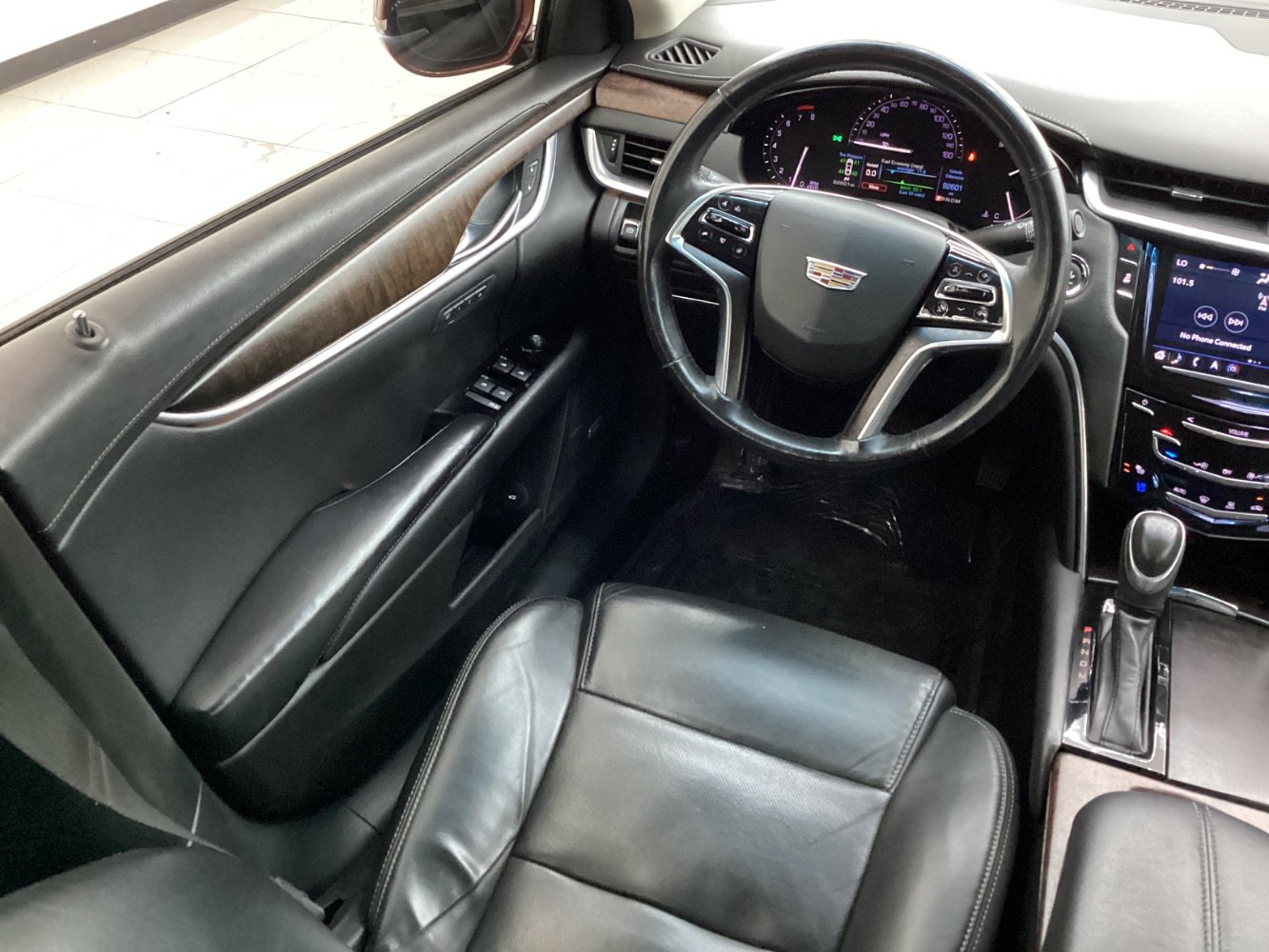 Used 2019 Cadillac XTS Luxury image 30