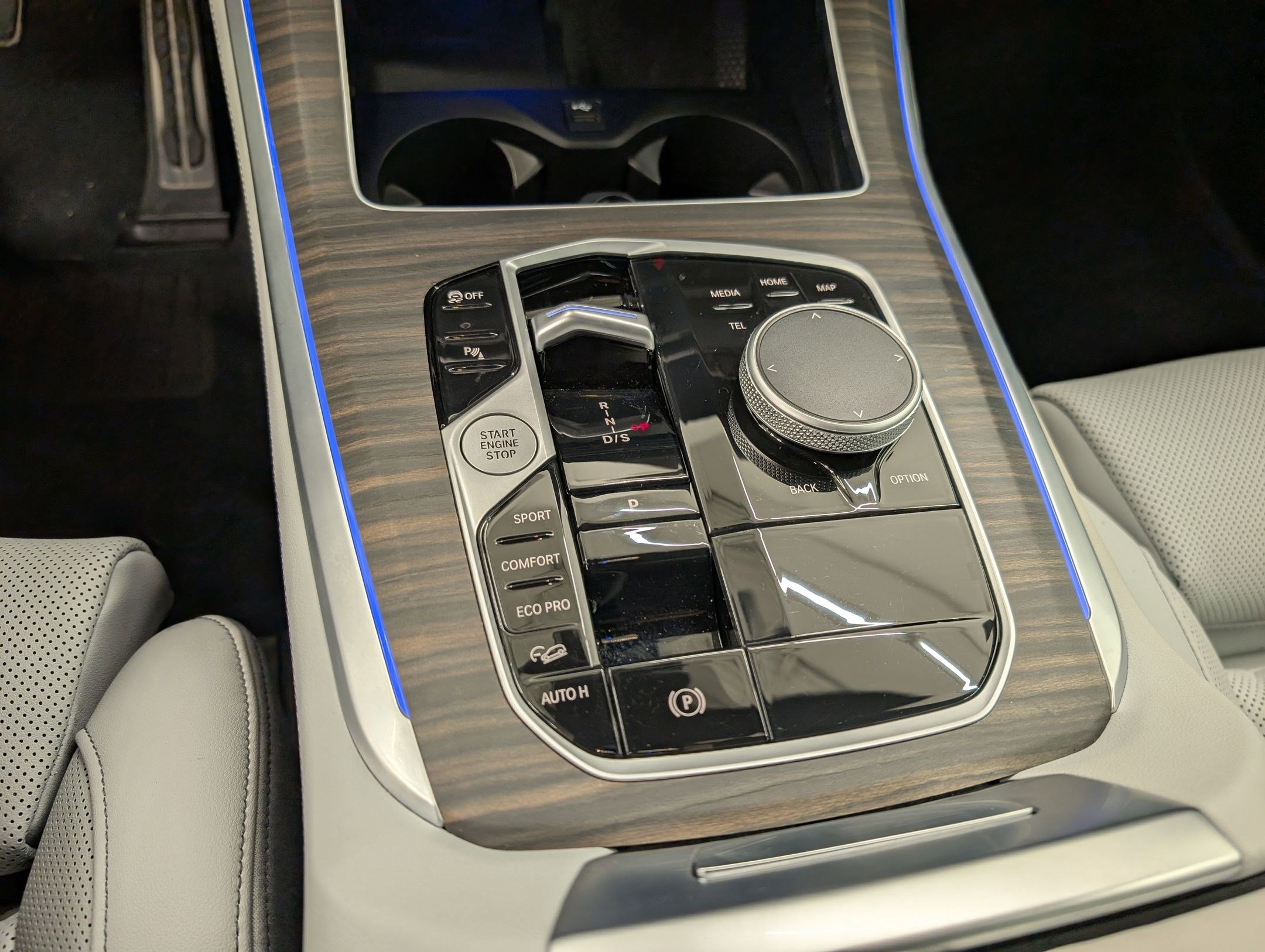 Certified 2025 BMW X5 xDrive40i w/ M Sport Package image 23