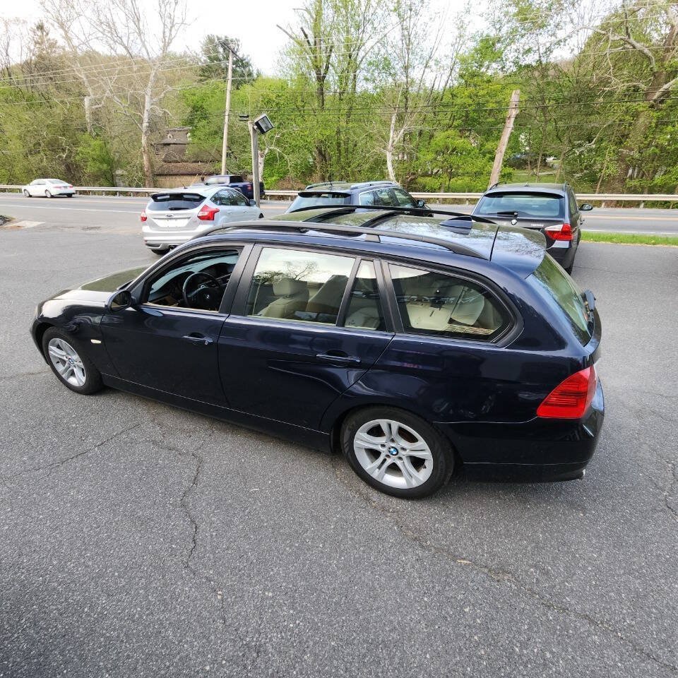 Used 2008 BMW 328xi Wagon AWD/4WD image 4