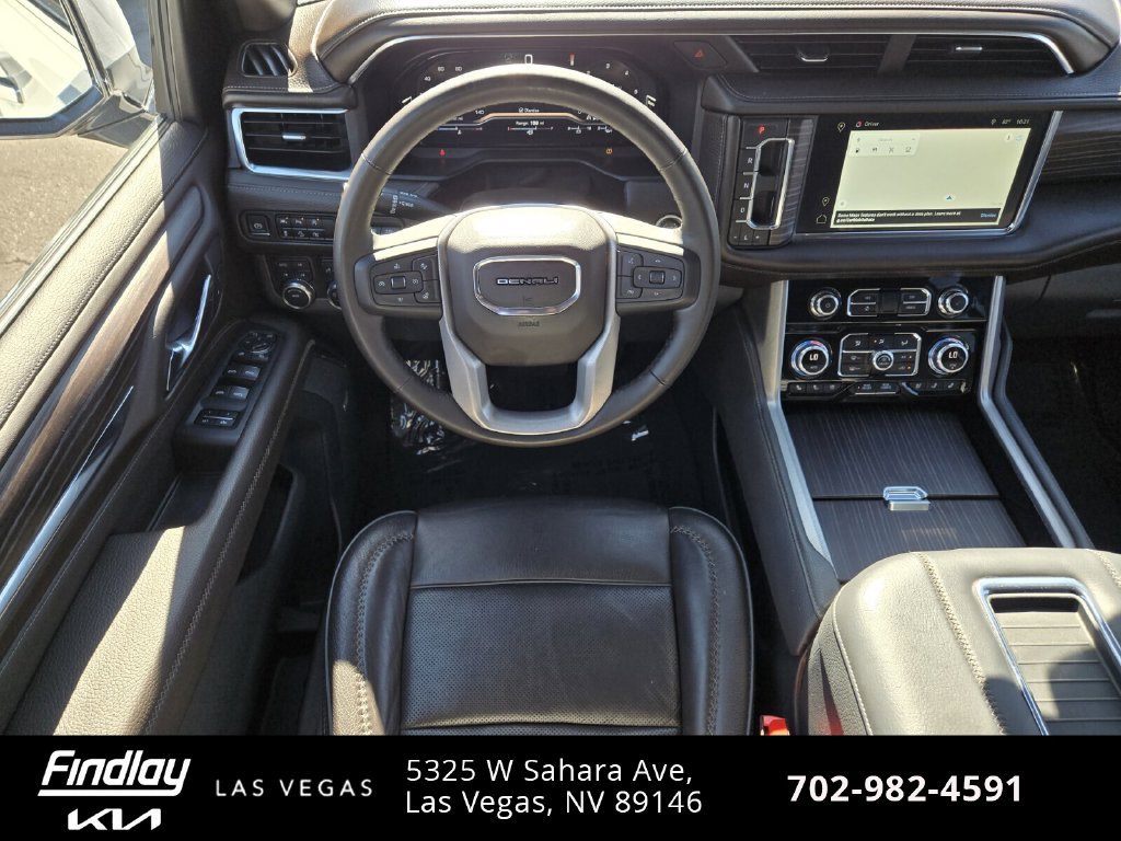 Used 2023 GMC Yukon Denali AWD/4WD image 15