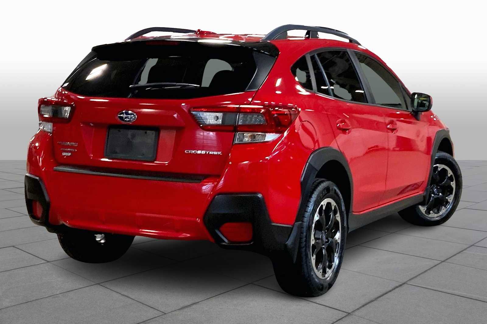 Used 2021 Subaru Crosstrek 2.0i Premium w/ Moonroof Package image 12
