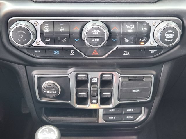 Certified 2023 Jeep Wrangler Unlimited Sahara w/ Cold Weather Group AWD/4WD image 19