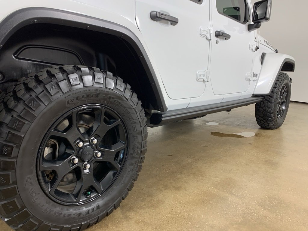 Used 2019 Jeep Wrangler Unlimited Sahara w/ Quick Order Package 24M Moab image 9