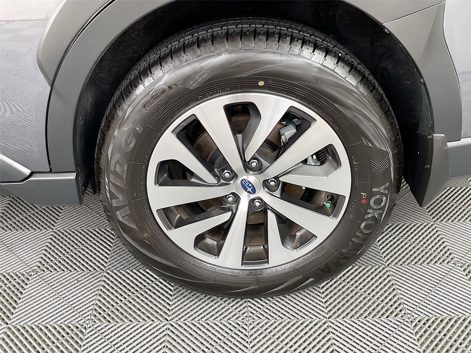 Certified 2025 Subaru Outback Premium AWD/4WD image 34