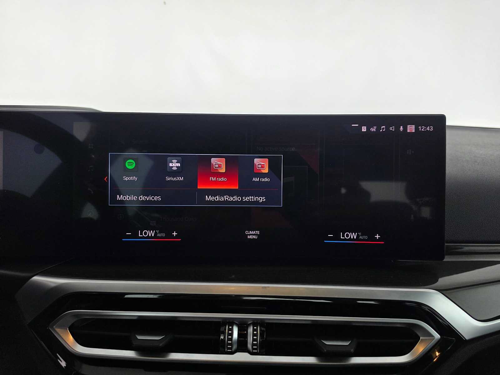 Used 2023 BMW 330i xDrive Sedan w/ M Sport Package AWD/4WD image 26