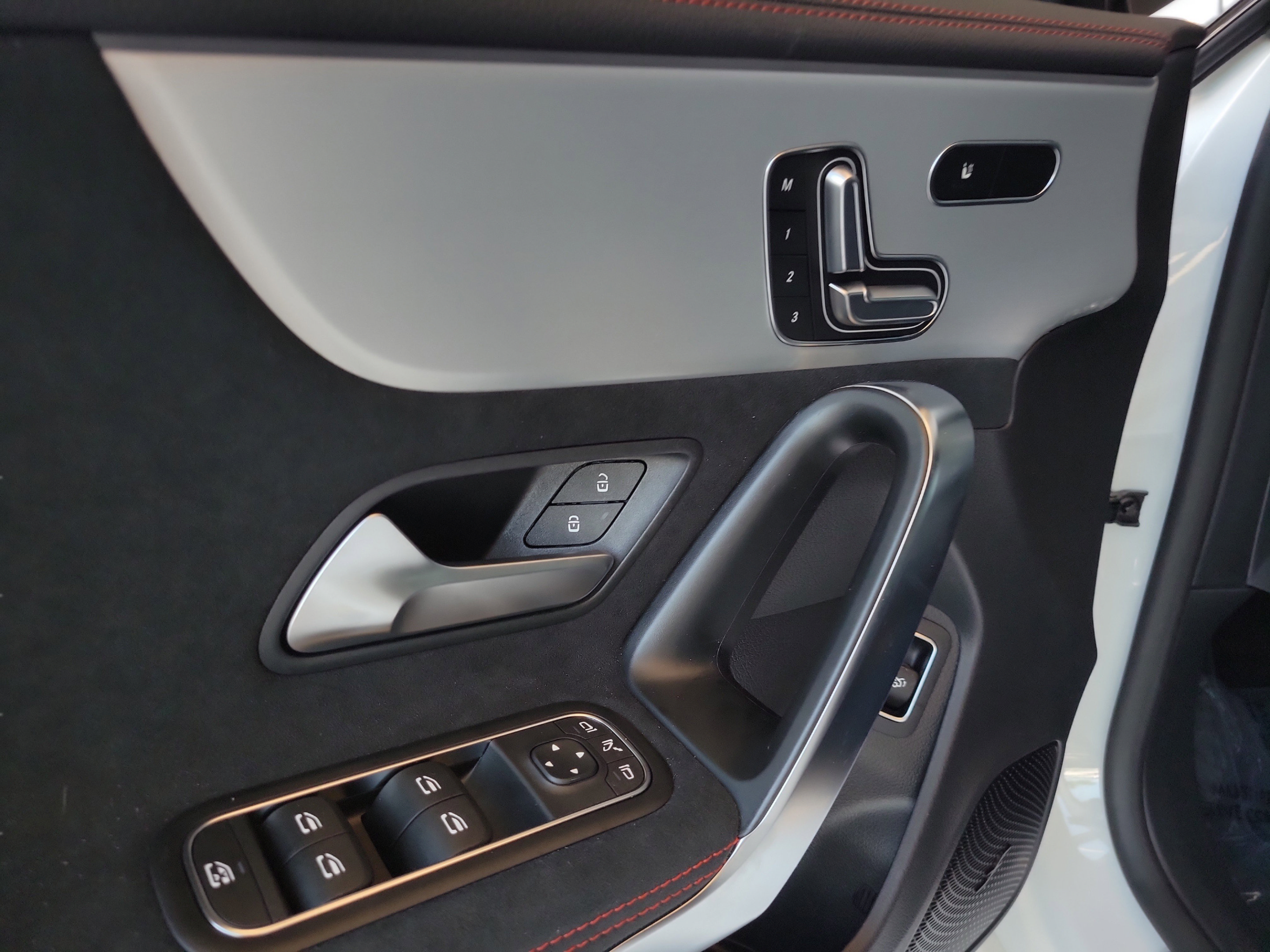 New 2026 Mercedes-Benz CLA 250 4MATIC image 16