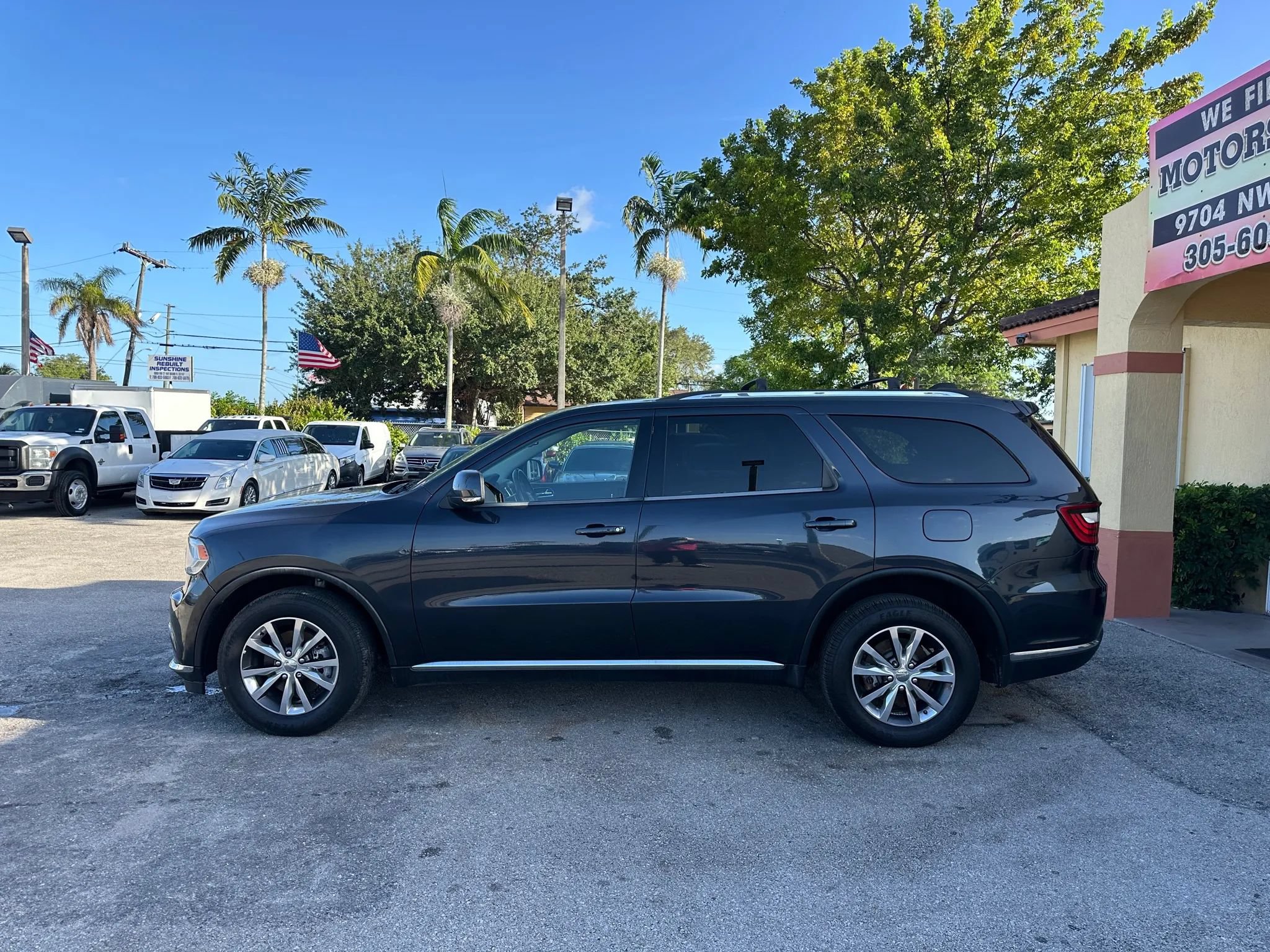 Used 2016 Dodge Durango Limited w/ Nav & Power Liftgate Group AWD/4WD image 2