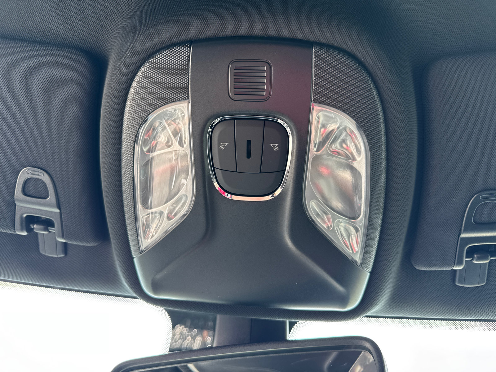 New 2026 Jeep Compass Latitude AWD/4WD image 10