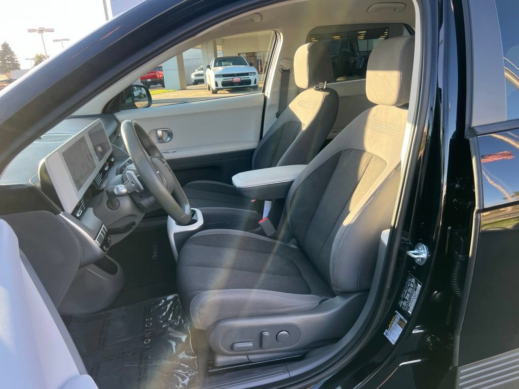 Used 2024 Hyundai Ioniq 5 SEL RWD image 18