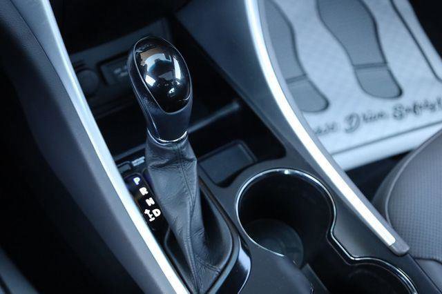 Used 2012 Hyundai Sonata SE w/ Ultimate Pkg FWD image 37