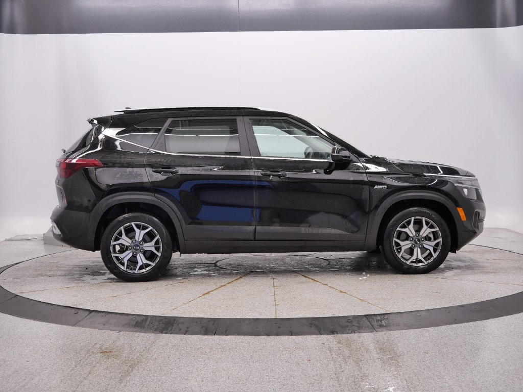 Used 2021 Kia Seltos EX AWD/4WD image 8
