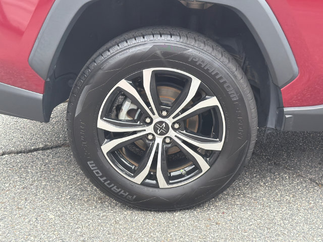 Used 2022 Toyota RAV4 LE FWD image 19