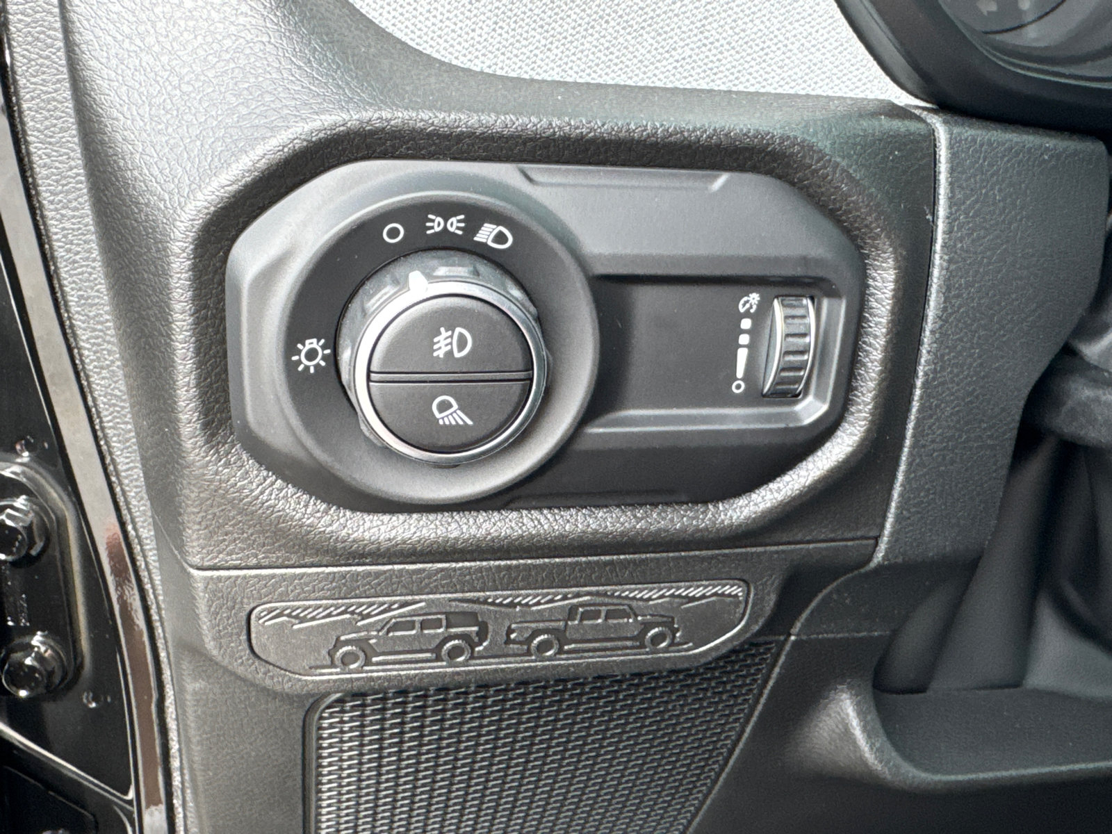 New 2026 Jeep Gladiator Sport AWD/4WD image 15