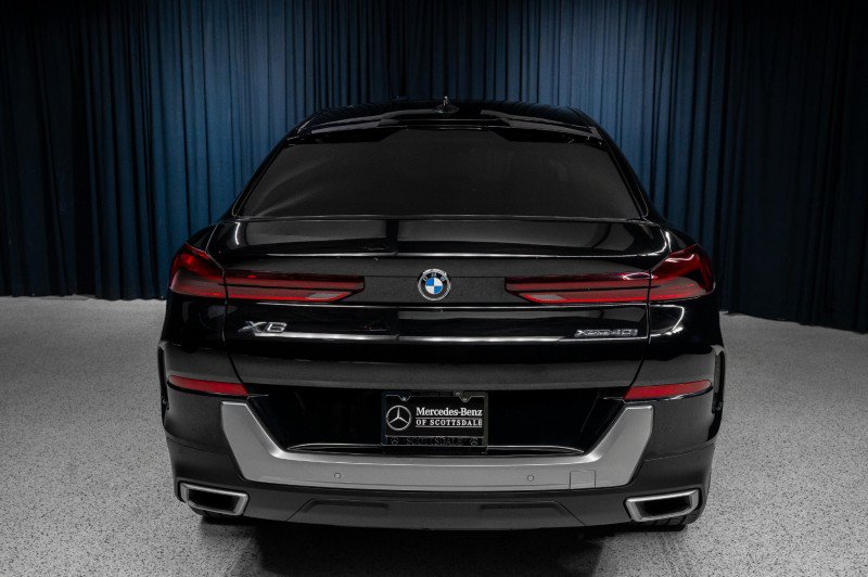Used 2022 BMW X6 xDrive40i w/ Parking Assistance Package AWD/4WD image 8