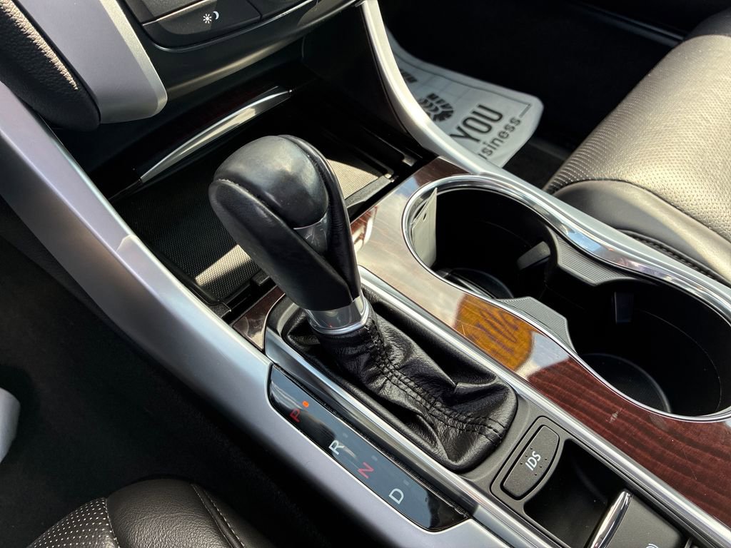 Used 2015 Acura TLX w/ Technology Package FWD image 33