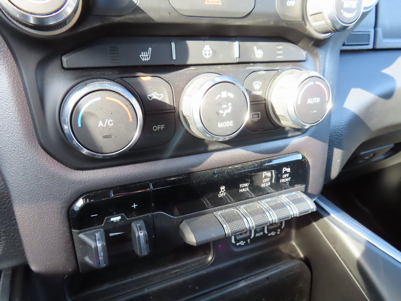 Used 2020 RAM 1500 Big Horn image 27