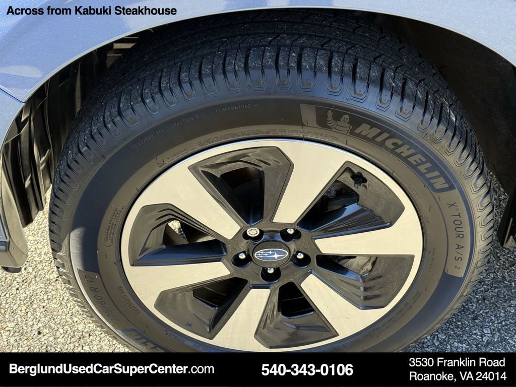 Used 2017 Subaru Forester 2.5i Limited w/ Popular Package #2 image 10