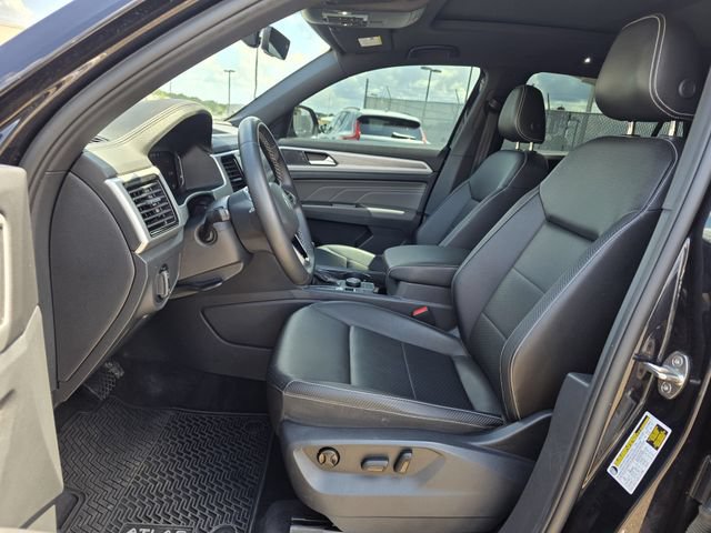 Used 2023 Volkswagen Atlas Cross Sport SE AWD/4WD image 13