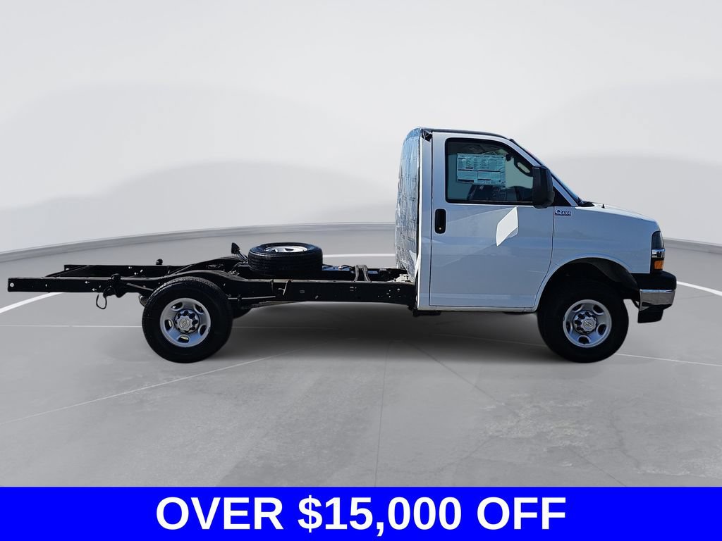 New 2023 Chevrolet Express 3500 w/ Power Convenience Package RWD image 8