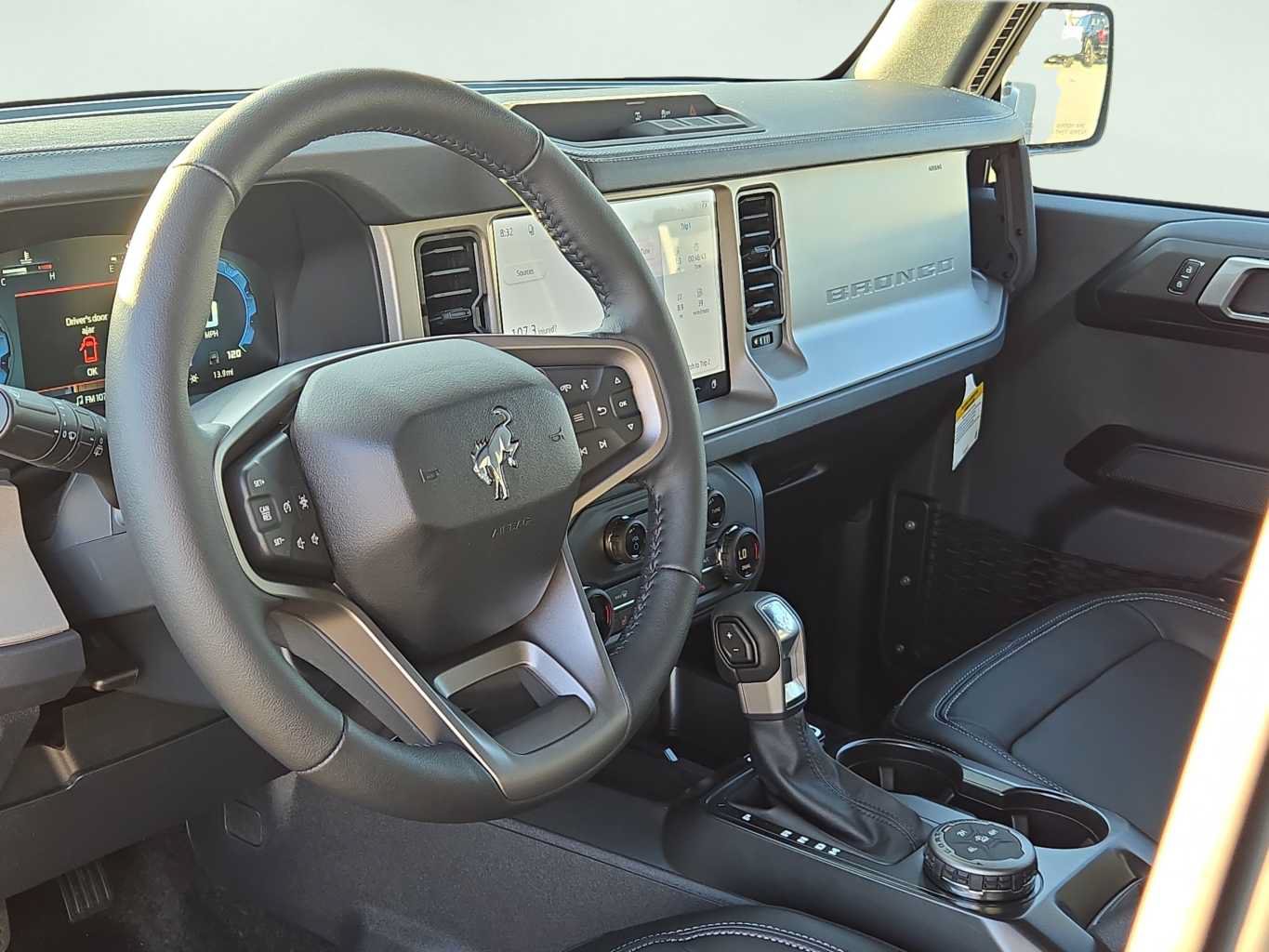 New 2026 Ford Bronco Outer Banks AWD/4WD image 8