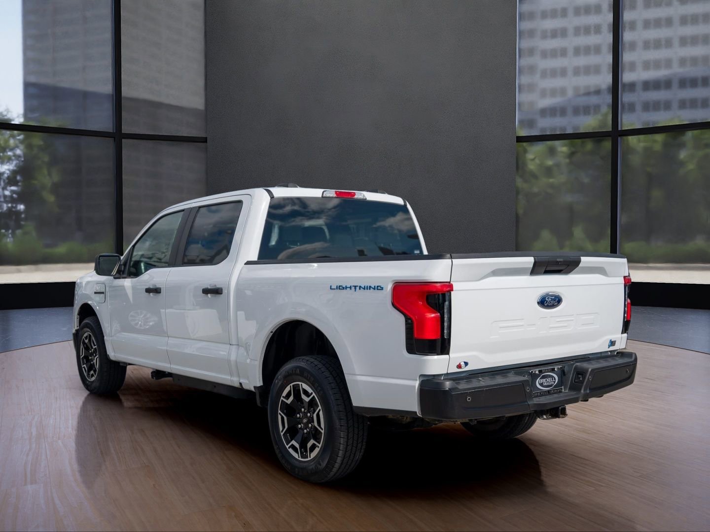 Used 2022 Ford F150 Lightning Pro image 7