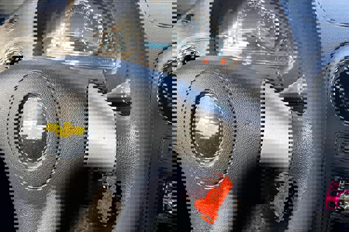 Used 2010 Chevrolet HHR LT image 19