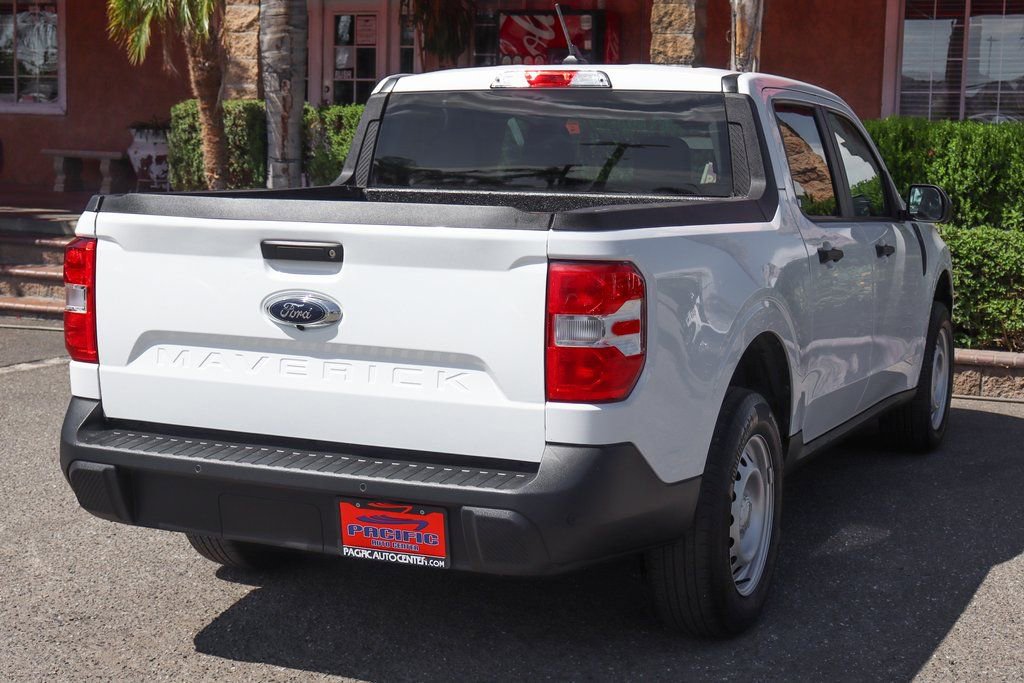 Used 2023 Ford Maverick XL image 9