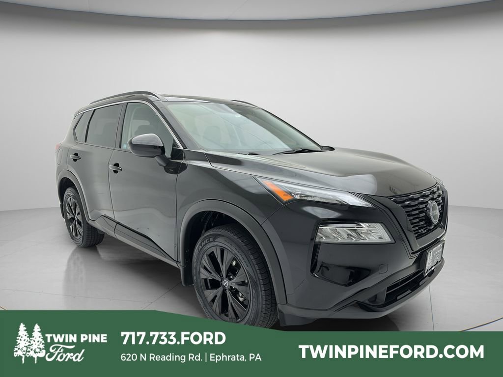Used 2023 Nissan Rogue SV w/ SV Premium B Package AWD/4WD image 1
