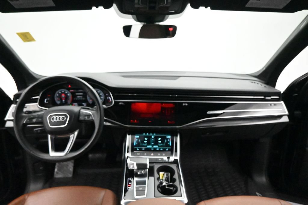Used 2022 Audi Q7 3.0T Premium Plus w/ Premium Plus Package AWD/4WD image 21