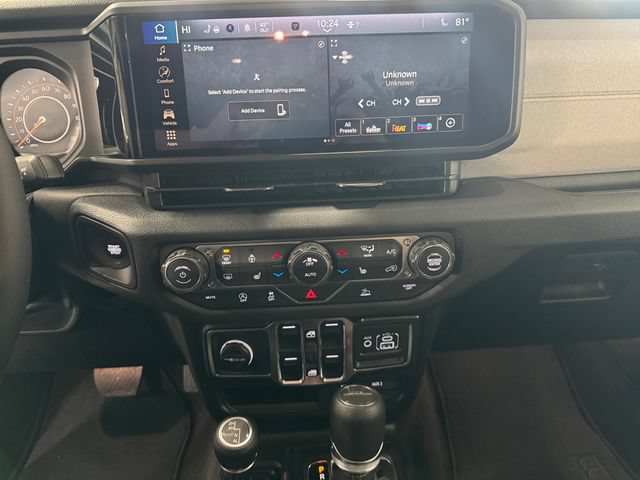 New 2026 Jeep Gladiator Sport AWD/4WD image 5