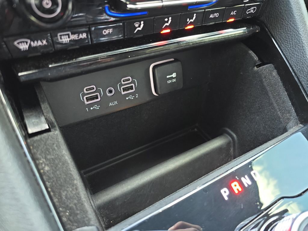 Used 2021 Jeep Grand Cherokee L Limited image 20