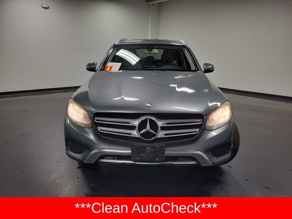 Used 2017 Mercedes-Benz GLC 300 image 2