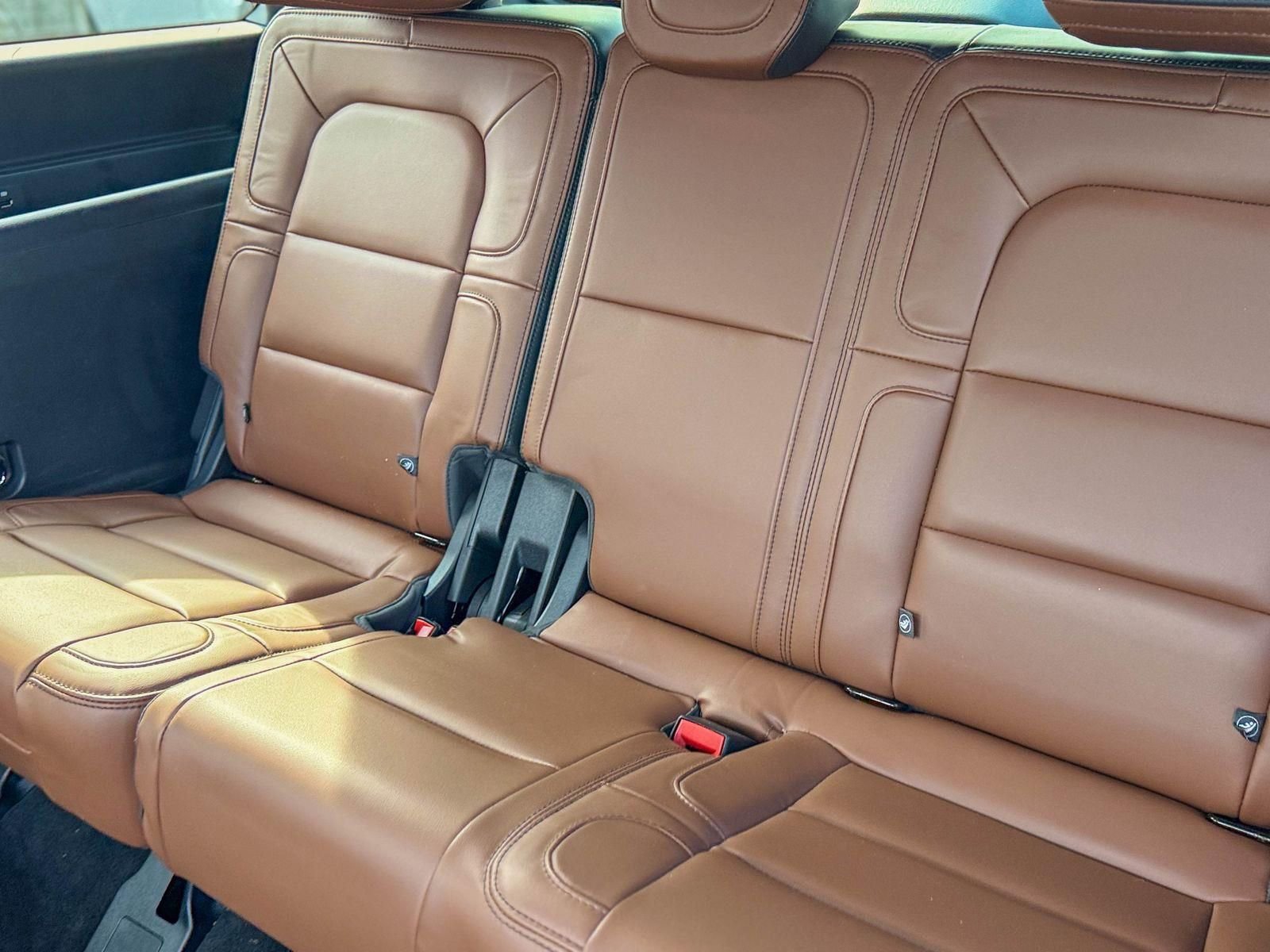 Used 2022 Lincoln Navigator Reserve image 22