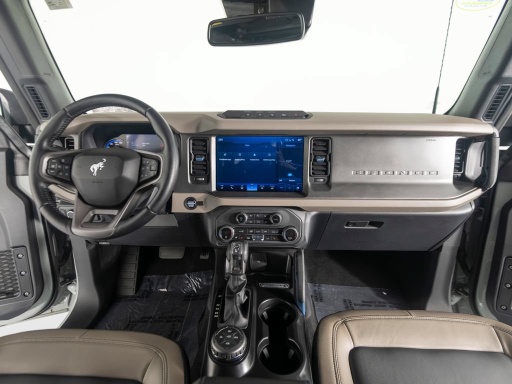Used 2024 Ford Bronco Wildtrak AWD/4WD image 35