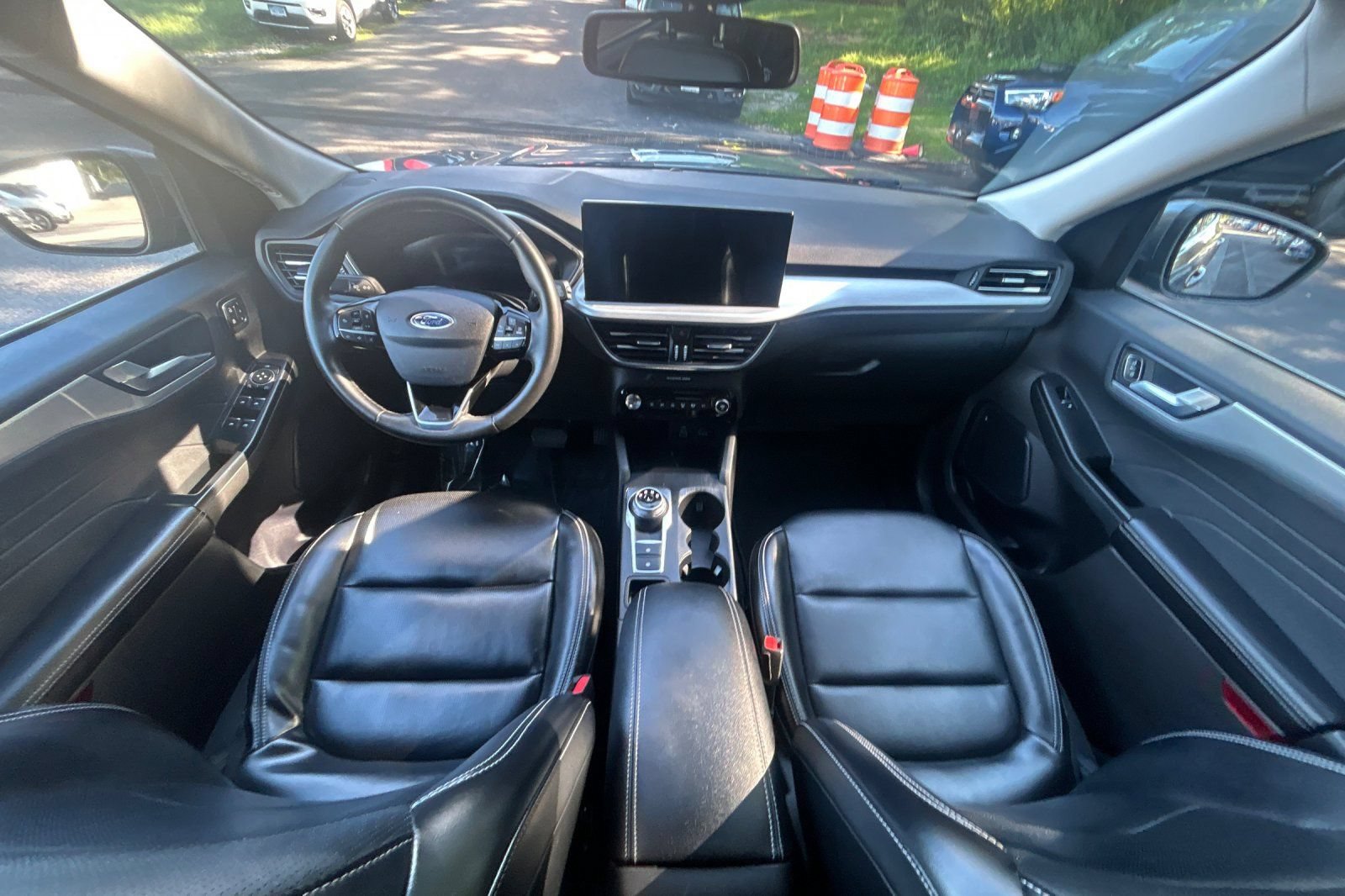 Used 2024 Ford Escape Platinum AWD/4WD image 13