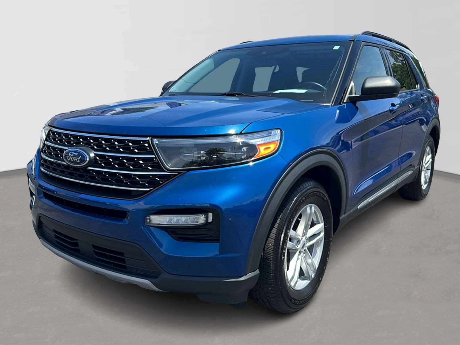 Used 2022 Ford Explorer XLT w/ Equipment Group 202A RWD video 1