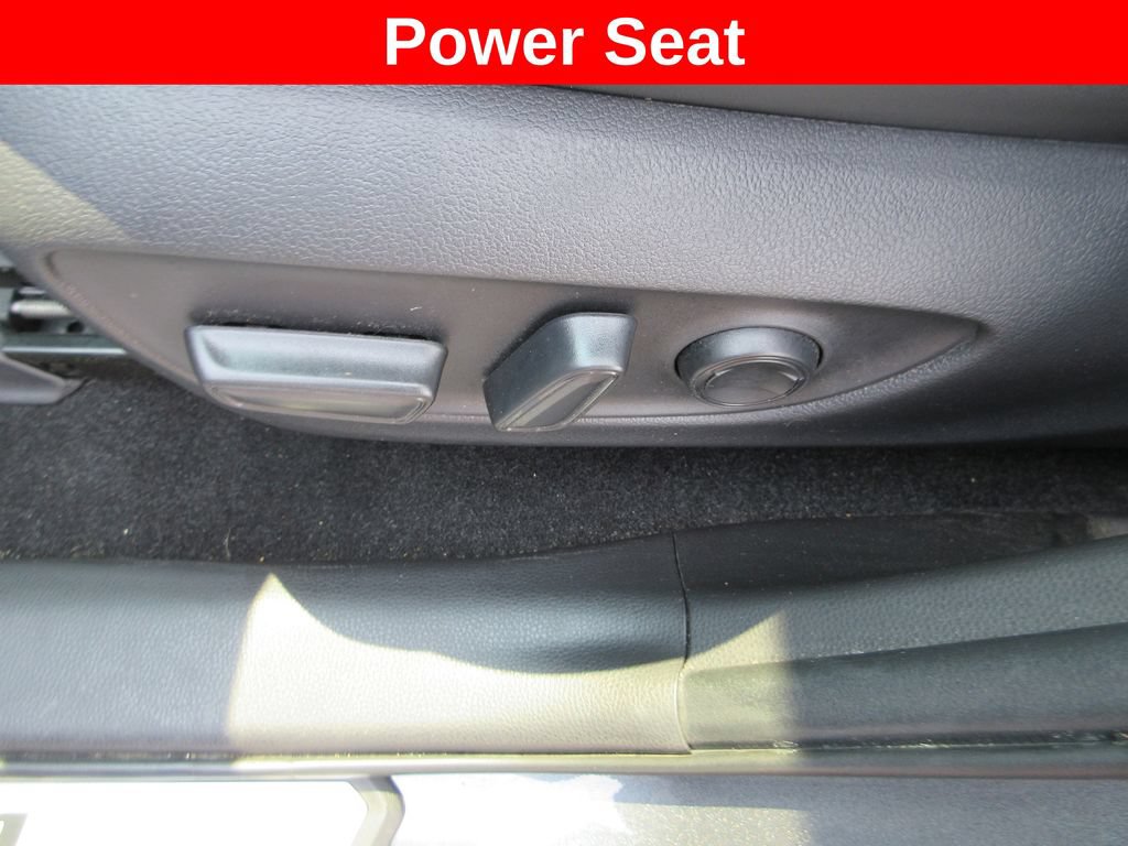 Used 2024 Toyota RAV4 XSE w/ Advanced Technology Package AWD/4WD image 25