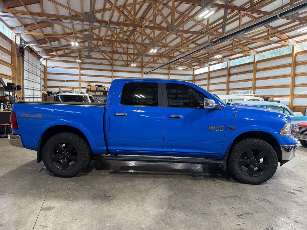 Used 2018 RAM 1500 SLT AWD/4WD image 7