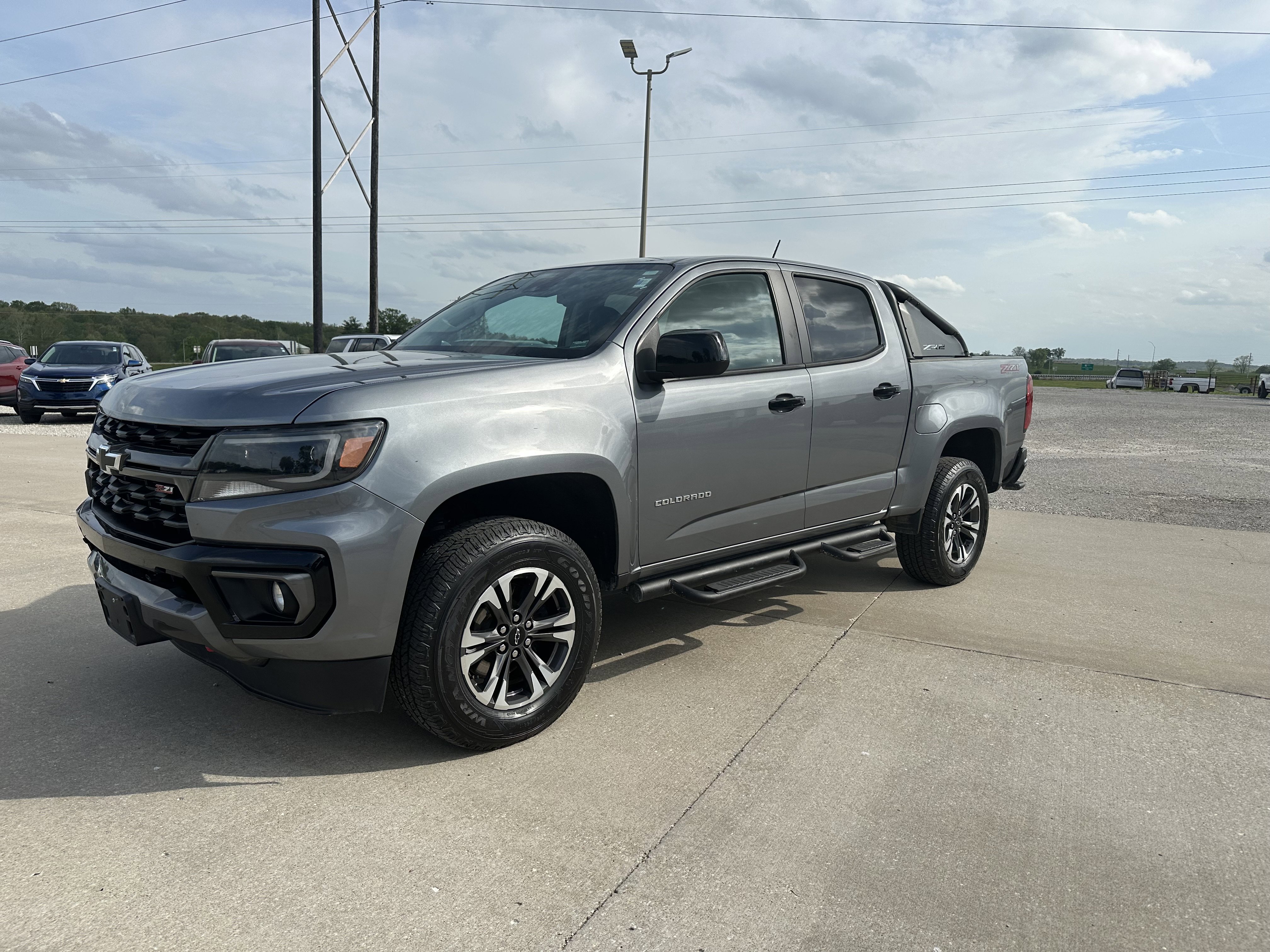 Used 2021 Chevrolet Colorado Z71 w/ Safety Package AWD/4WD image 5