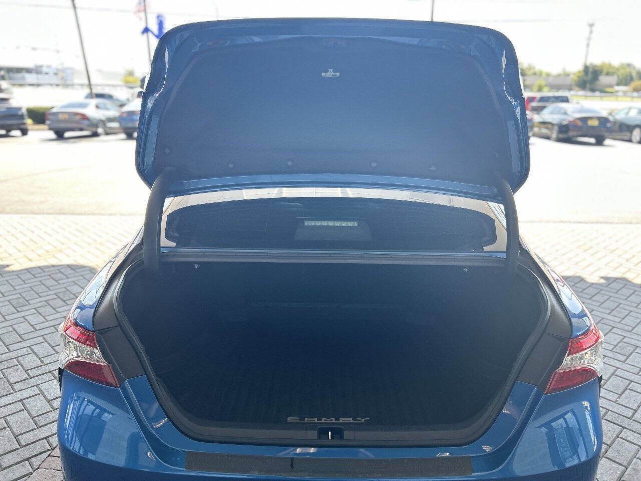 Used 2019 Toyota Camry XSE w/ Navigation Package FWD image 79