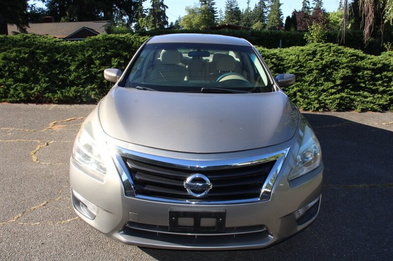 Used 2014 Nissan Altima 2.5 S w/ Display Audio Package FWD image 11
