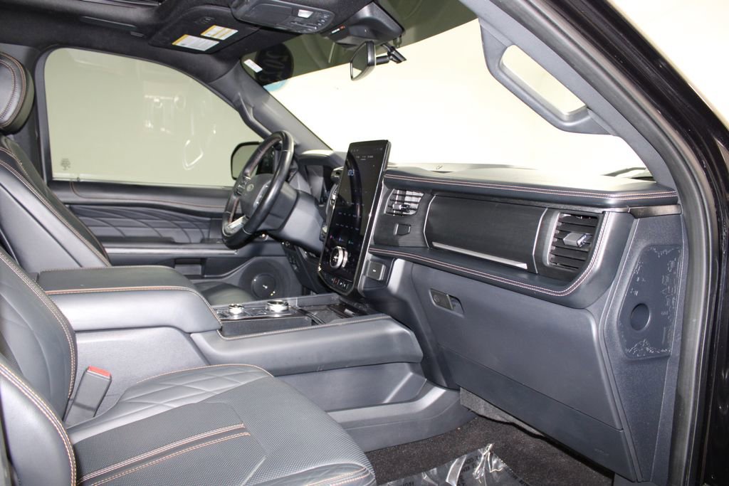 Used 2023 Ford Expedition Max Platinum AWD/4WD image 33