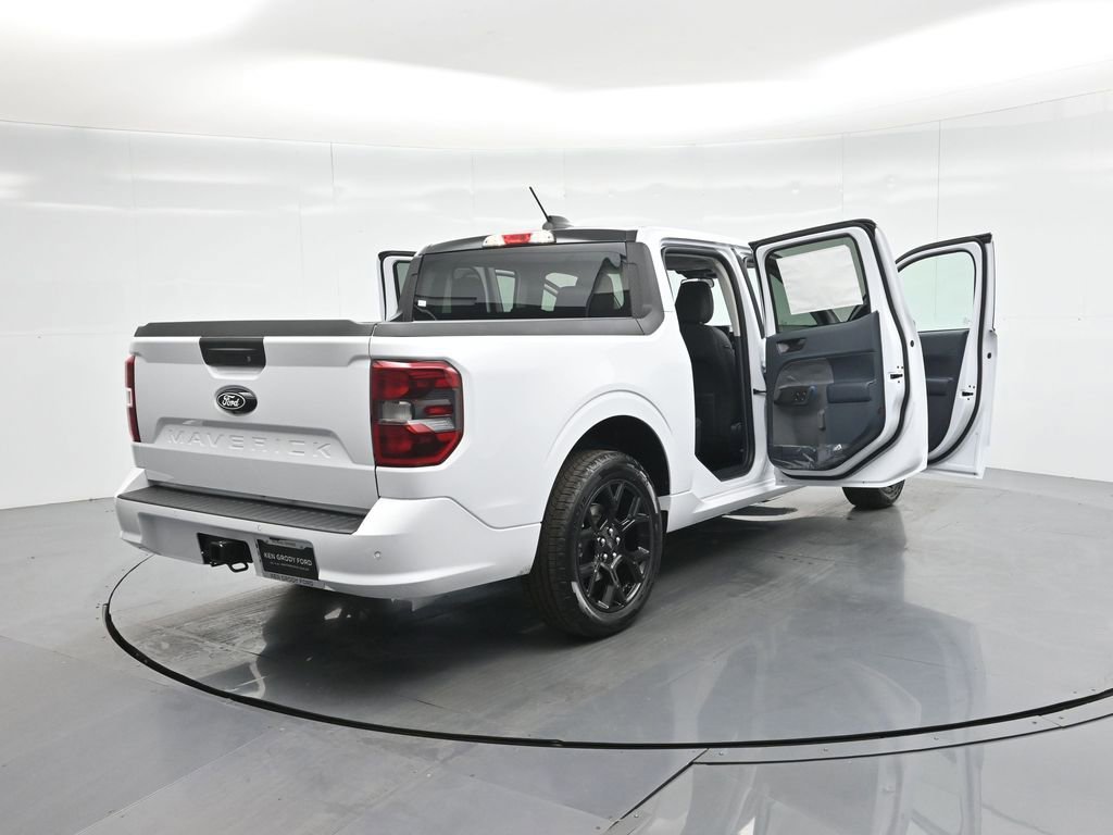 New 2025 Ford Maverick Lobo image 5