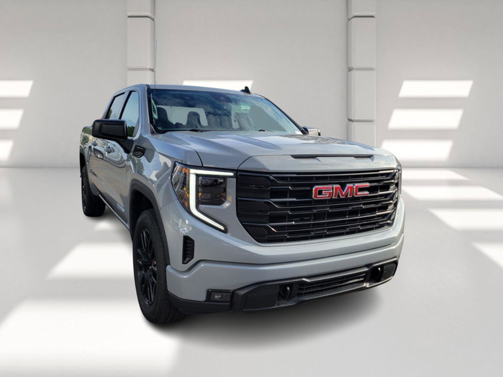 Used 2024 GMC Sierra 1500 Elevation image 3