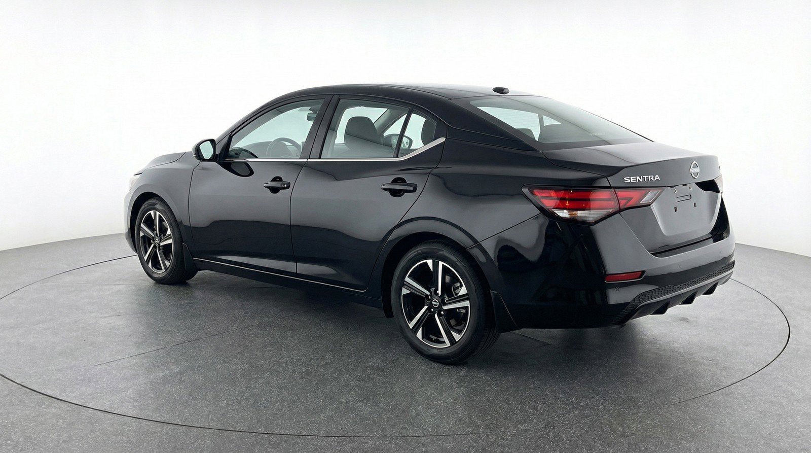 Used 2025 Nissan Sentra SV FWD image 6