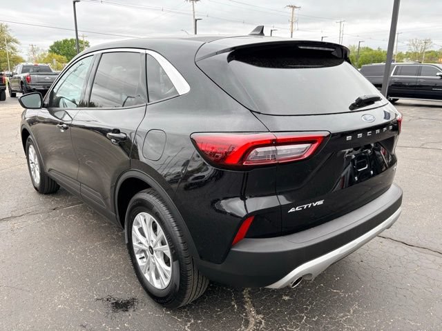 Used 2023 Ford Escape Active AWD/4WD image 5