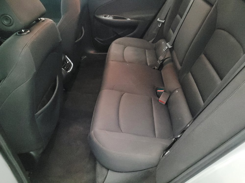 Used 2022 Chevrolet Malibu LT FWD image 18